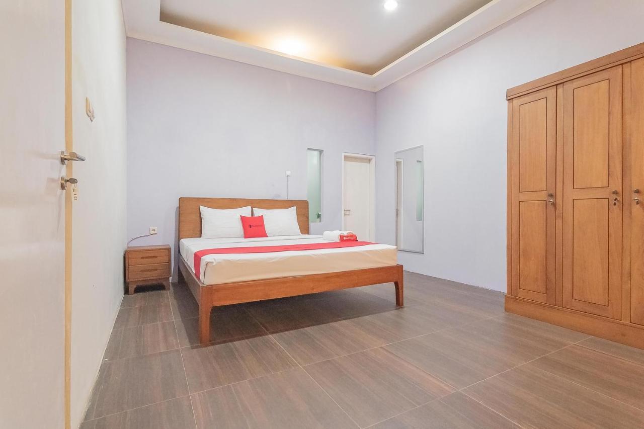 Reddoorz Resort Syariah Near D'Castello Ciater Субанг Екстер'єр фото