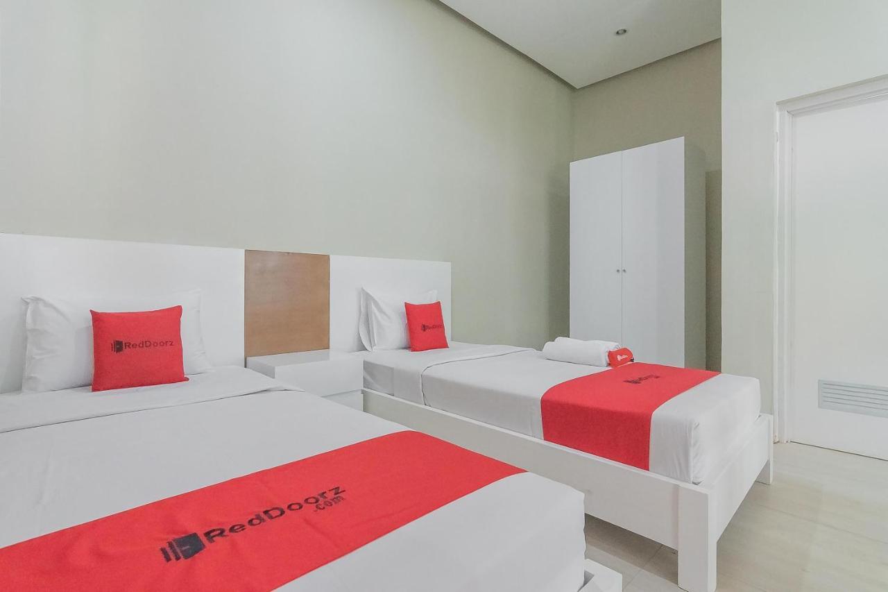 Reddoorz Resort Syariah Near D'Castello Ciater Субанг Екстер'єр фото