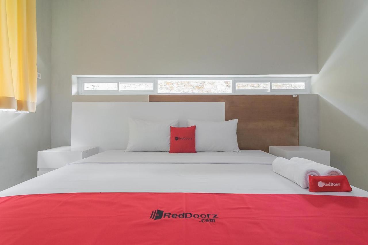 Reddoorz Resort Syariah Near D'Castello Ciater Субанг Екстер'єр фото