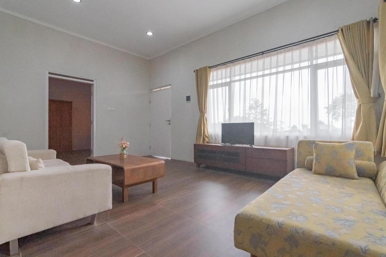 Reddoorz Resort Syariah Near D'Castello Ciater Субанг Екстер'єр фото