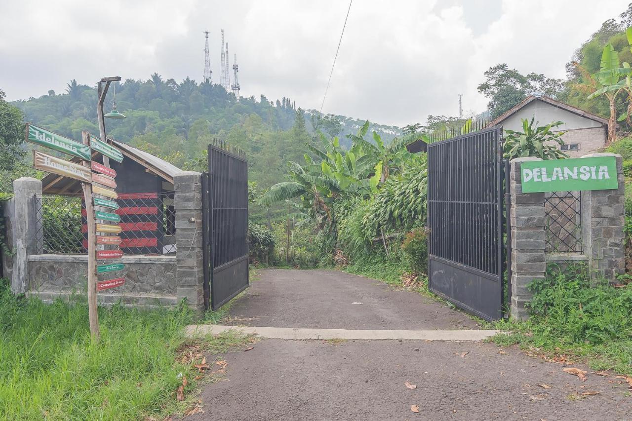 Reddoorz Resort Syariah Near D'Castello Ciater Субанг Екстер'єр фото